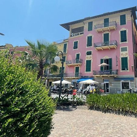 Hotel Serena Arenzano Luaran gambar