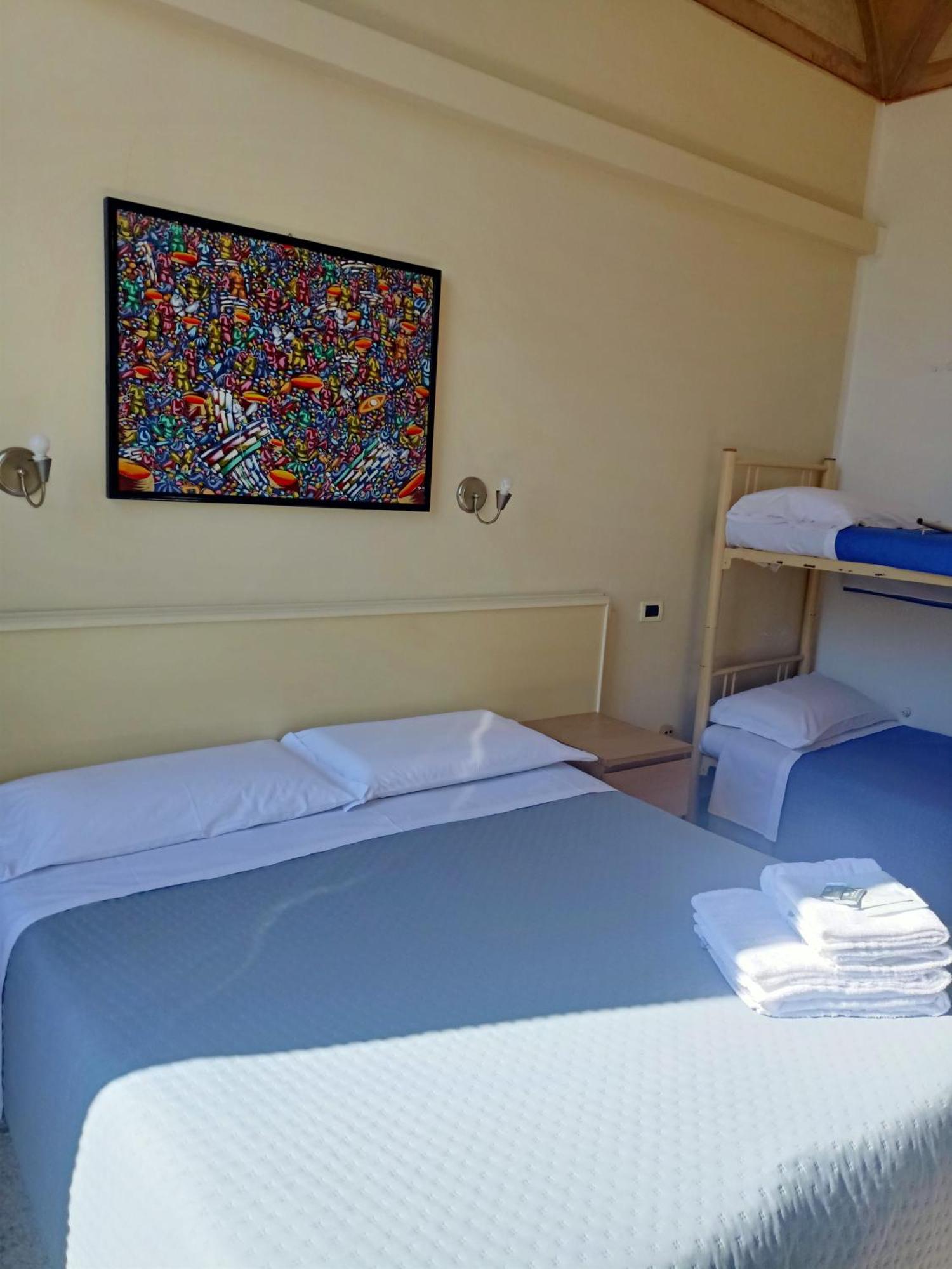 Hotel Serena Arenzano Luaran gambar
