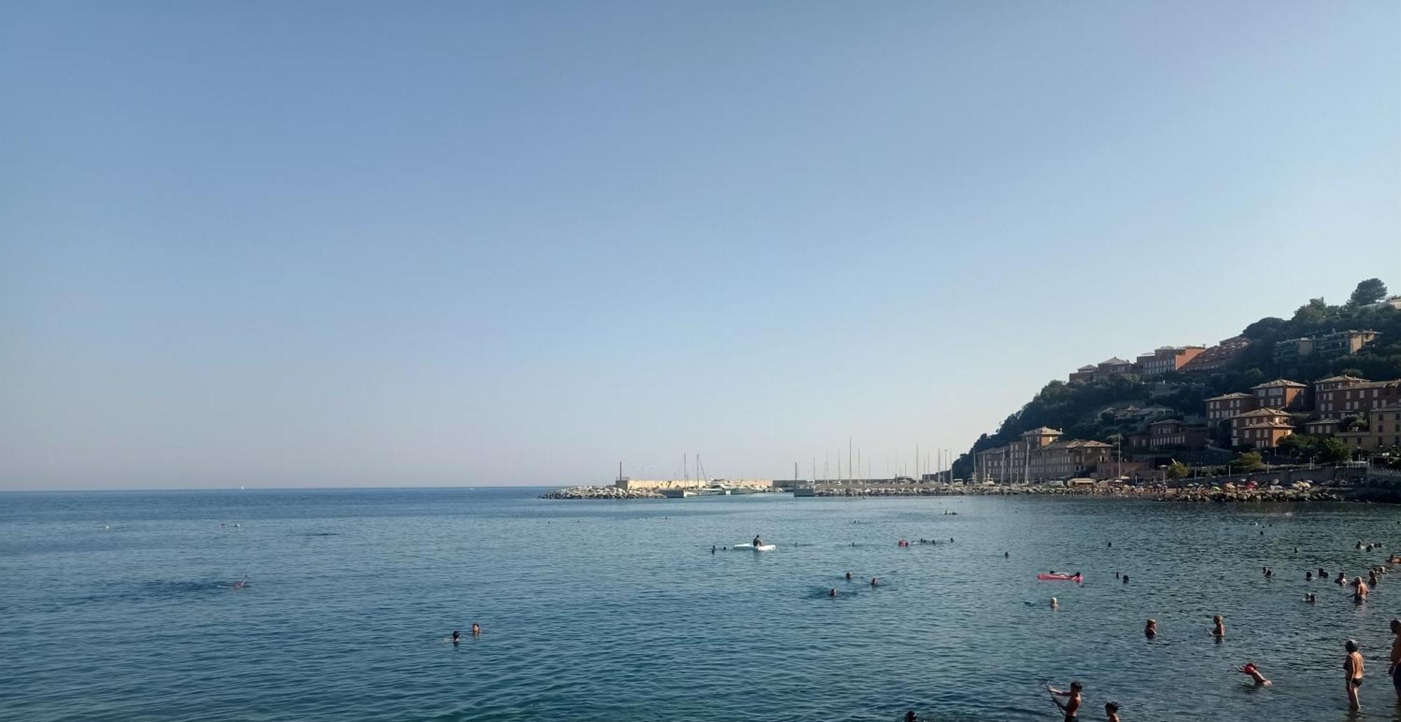 Hotel Serena Arenzano Luaran gambar