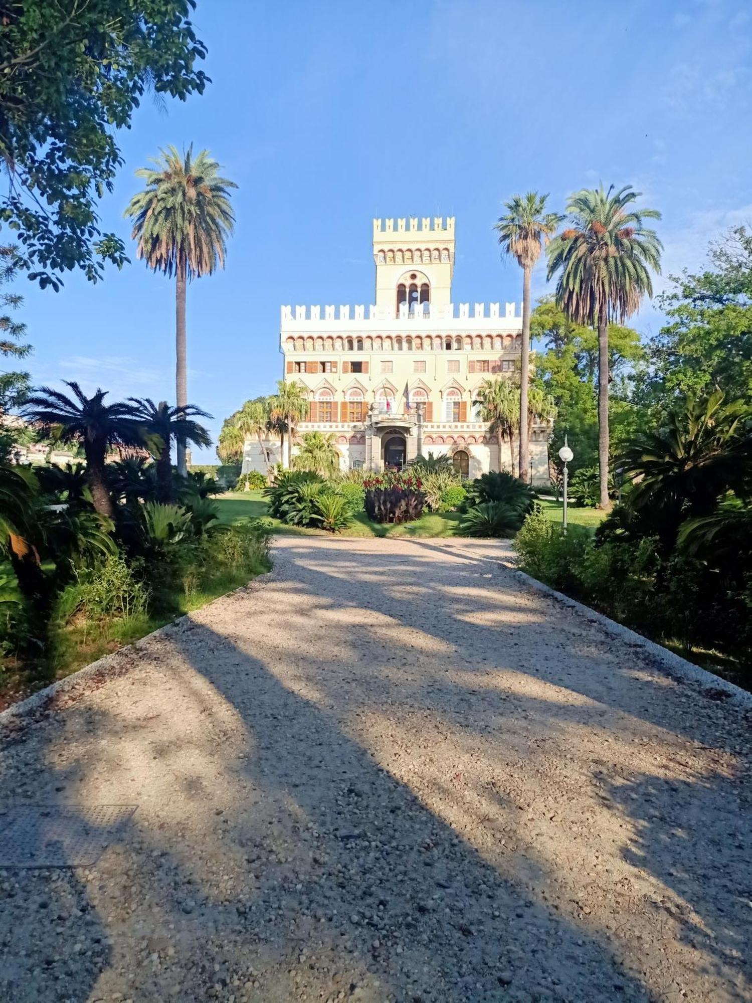Hotel Serena Arenzano Luaran gambar