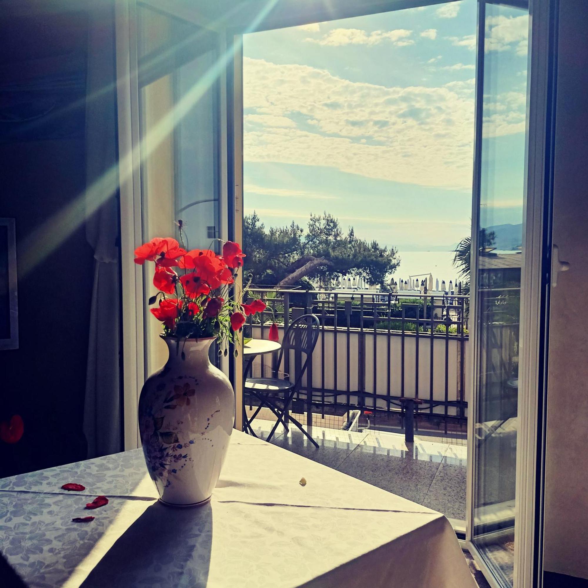 Hotel Serena Arenzano Luaran gambar